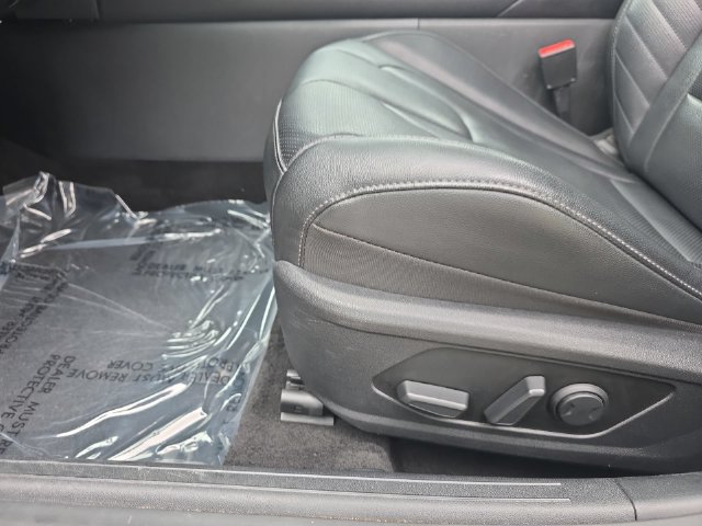 Used 2024 Hyundai Elantra Limited FWD image 29