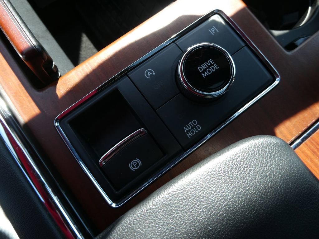 Used 2022 Lincoln Navigator L Reserve w/ Equipment Group 201A image 33