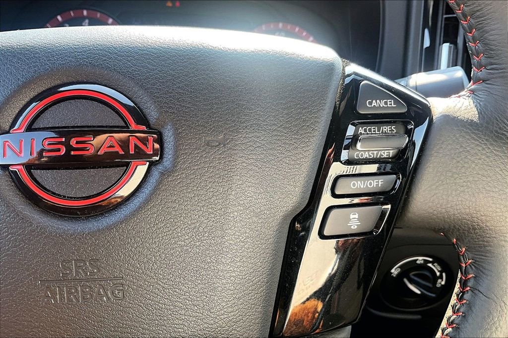 Used 2025 Nissan Frontier PRO-4X w/ Interior Protection Package image 27