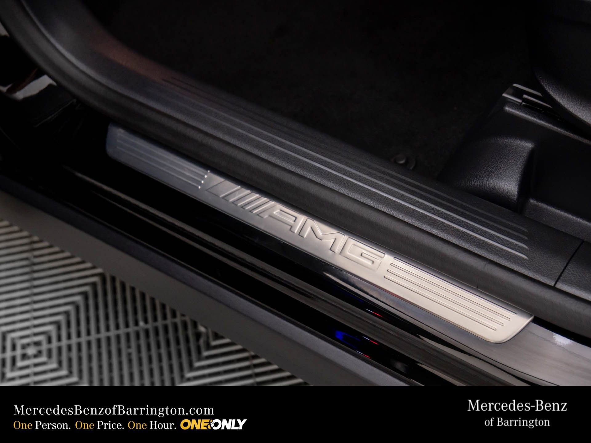 New 2026 Mercedes-Benz GLB 35 AMG 4MATIC image 17