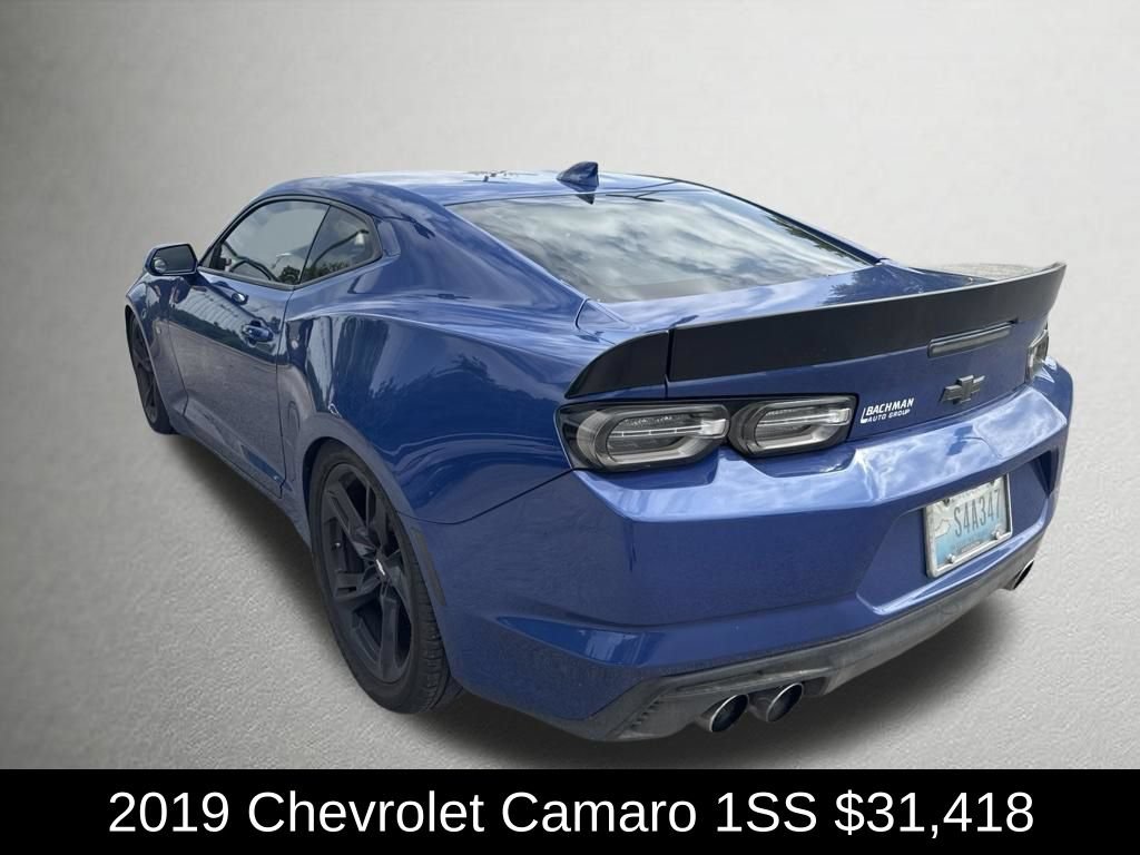 Used 2019 Chevrolet Camaro SS RWD image 5