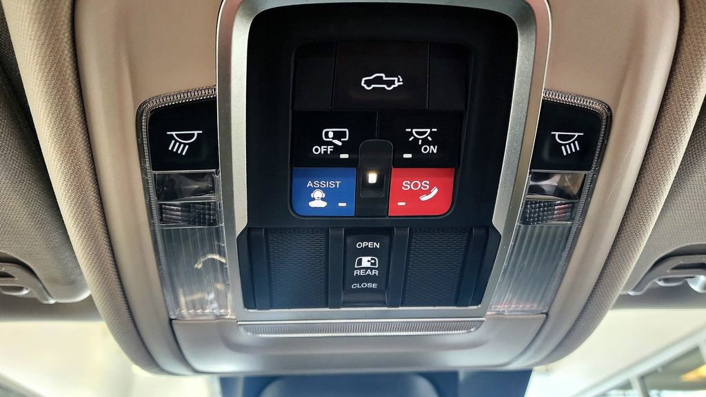 Used 2022 RAM 1500 Laramie image 31