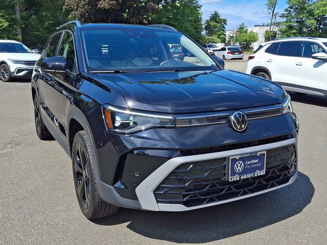 Certified 2025 Volkswagen Taos SEL AWD/4WD image 2