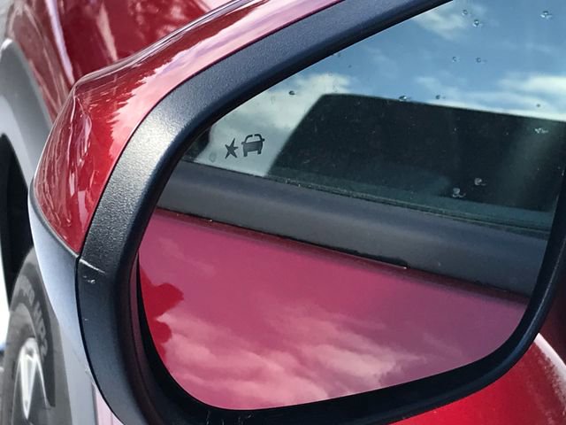 Certified 2025 Chevrolet Trax LT w/ Sunroof Package image 6