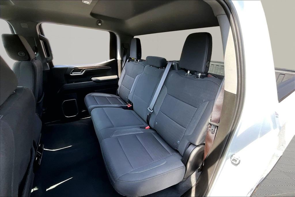 Used 2023 Chevrolet Silverado 1500 LT image 16