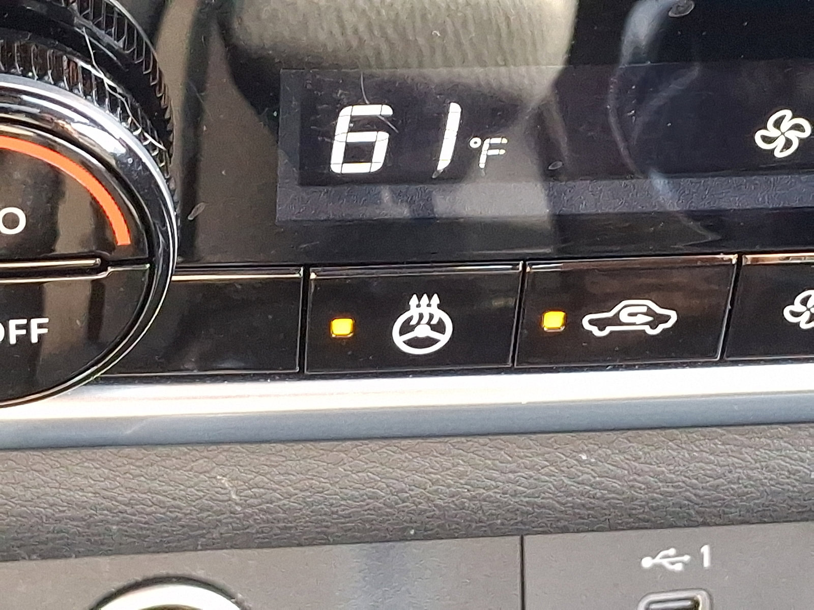 Certified 2023 Nissan Rogue SV w/ SV Premium B Package AWD/4WD image 25