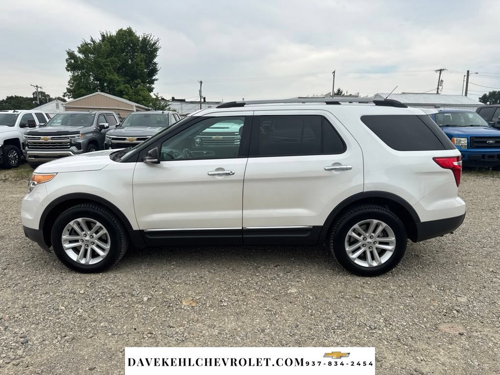 Used 2013 Ford Explorer XLT AWD/4WD image 2