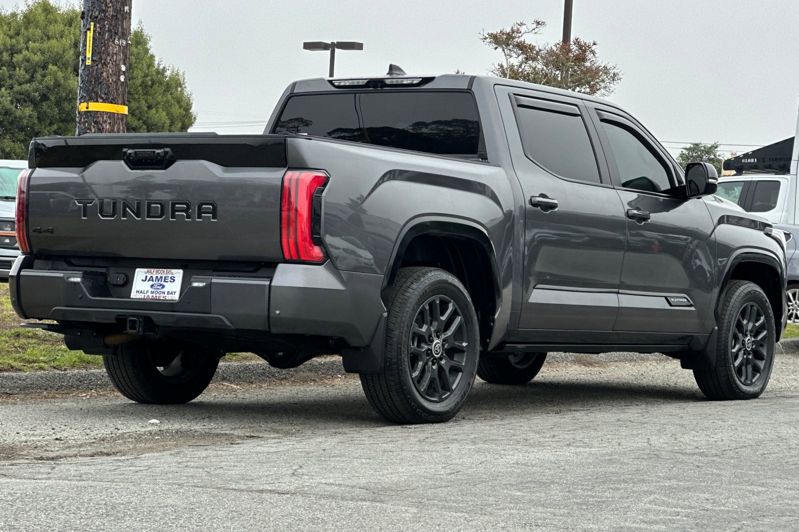 Used 2024 Toyota Tundra Platinum image 5