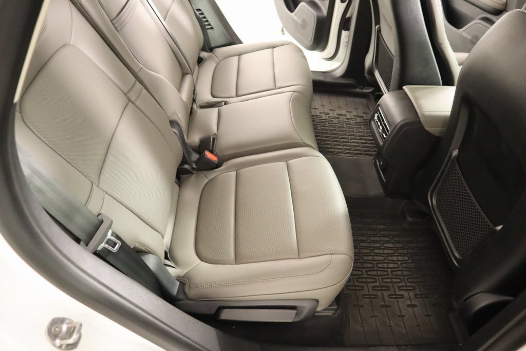 New 2025 Lincoln Corsair Grand Touring AWD/4WD image 15
