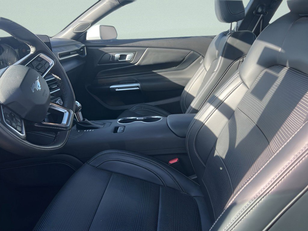 Used 2024 Ford Mustang Premium image 15