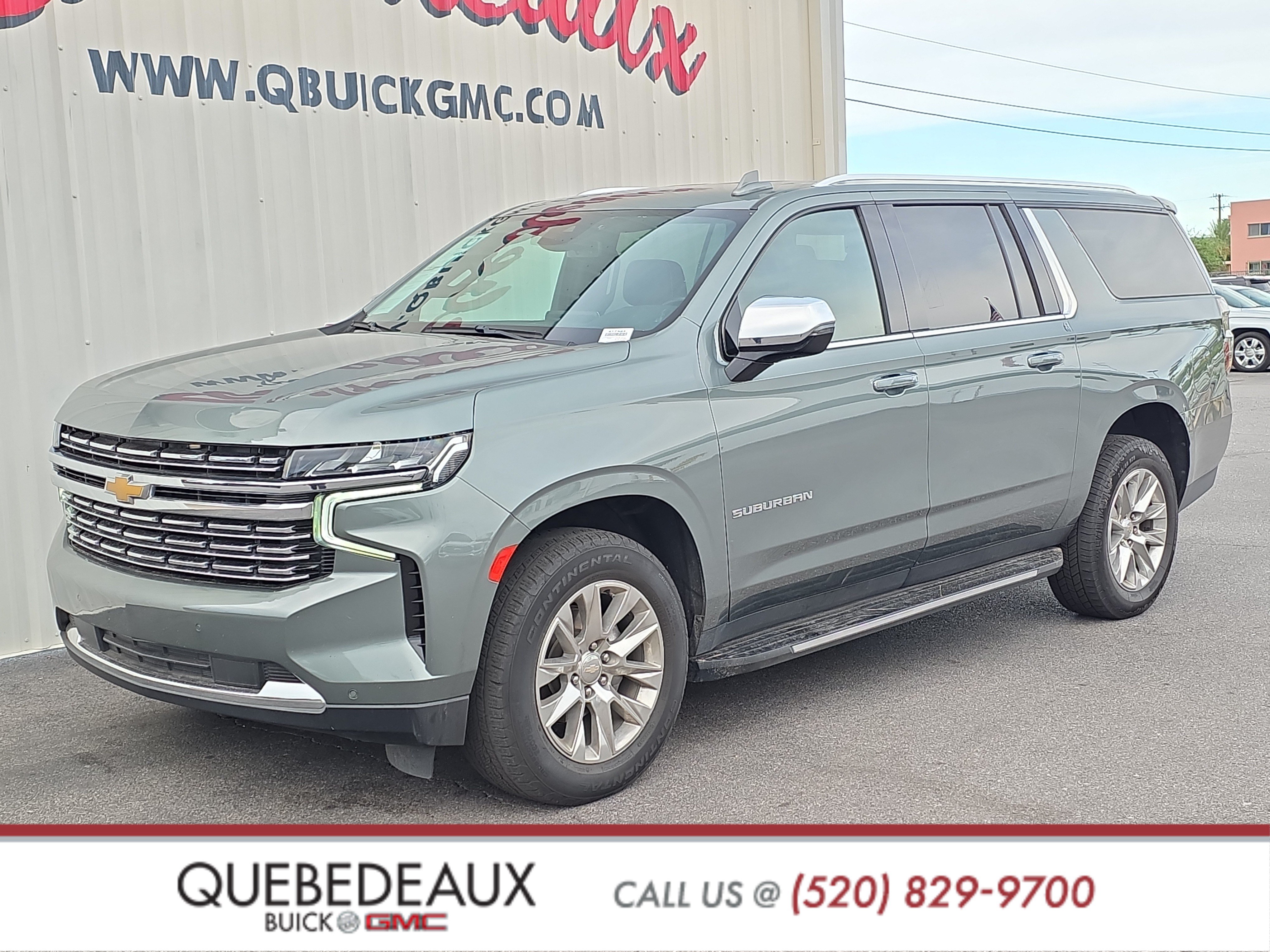Used 2023 Chevrolet Suburban Premier RWD image 3