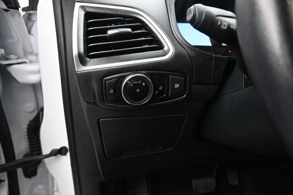 Used 2024 Ford Edge SEL AWD/4WD image 12
