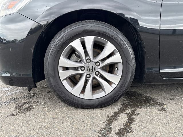 Used 2015 Honda Accord LX image 29