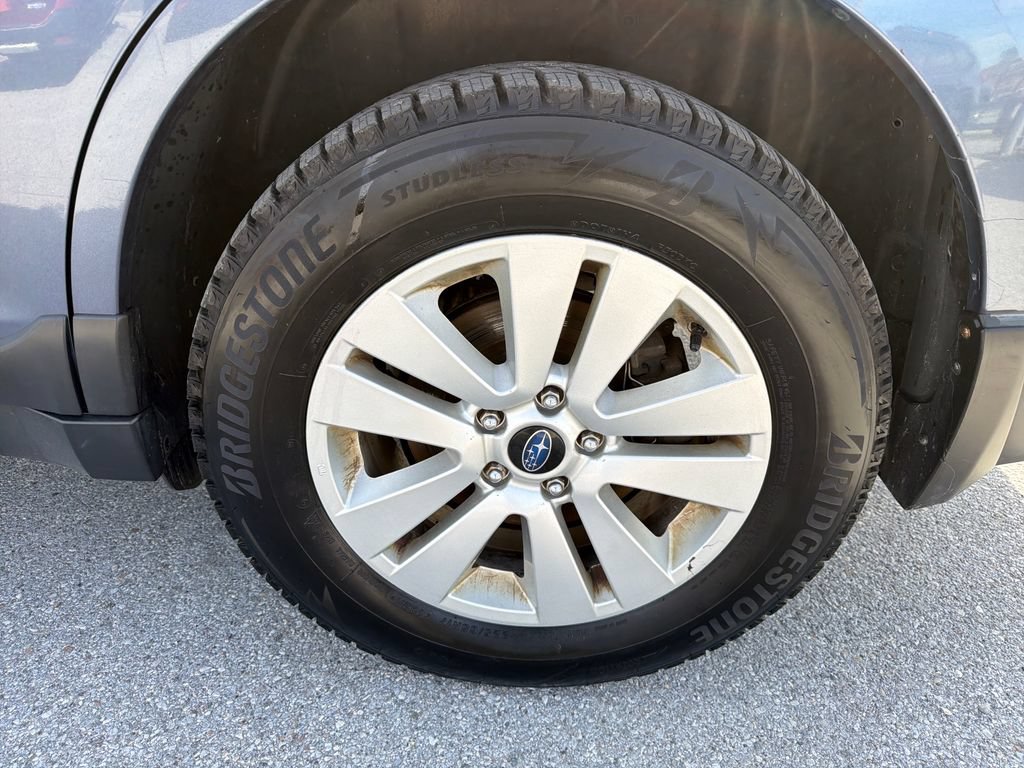 Used 2018 Subaru Outback 2.5i Premium AWD/4WD image 8