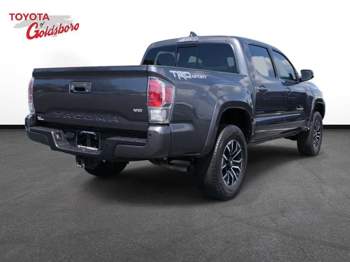 Used 2022 Toyota Tacoma TRD Sport image 5