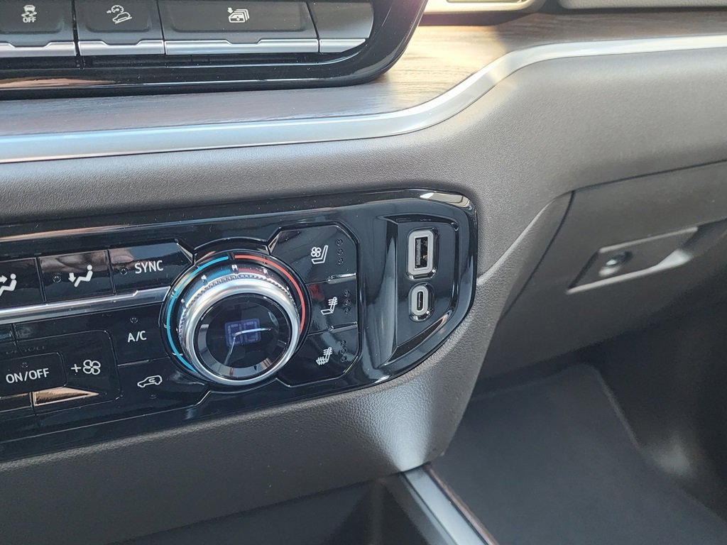 New 2026 GMC Sierra 1500 SLT w/ SLT Premium Plus Package image 30