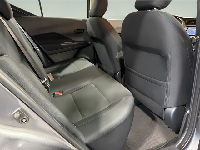 Used 2024 Nissan Kicks S FWD image 31