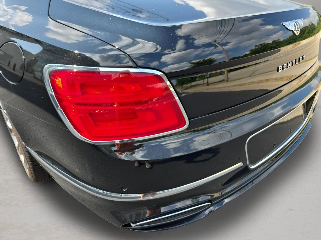 New 2025 Bentley Flying Spur Plug-In Hybrid AWD/4WD image 12