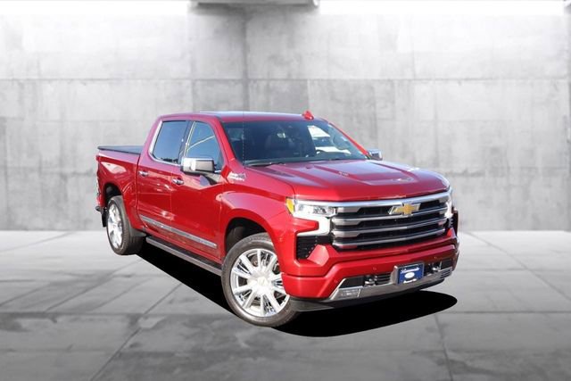 Used 2023 Chevrolet Silverado 1500 High Country w/ High Country Premium Package AWD/4WD image 2