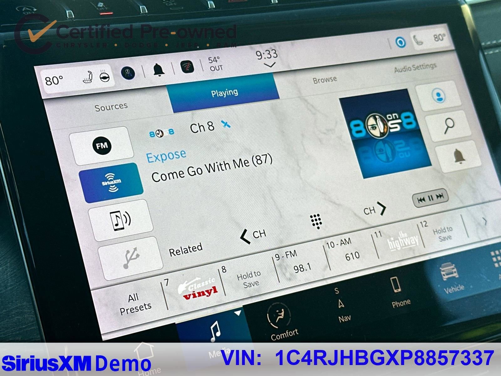 Used 2023 Jeep Grand Cherokee Limited image 30