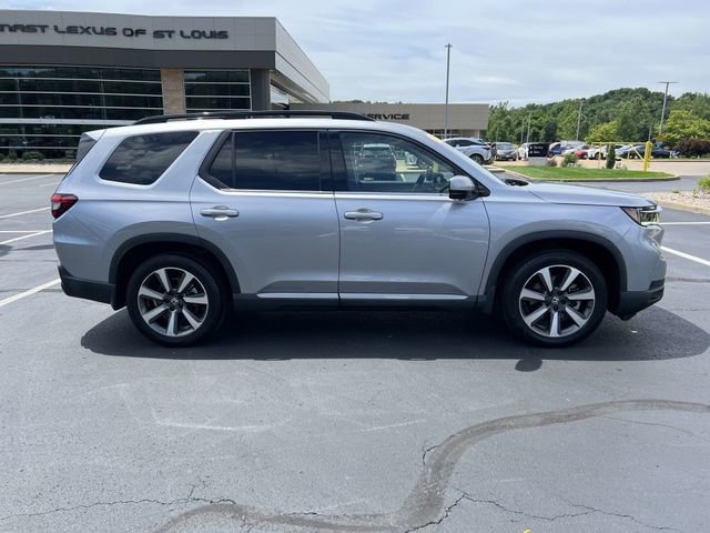 Used 2024 Honda Pilot Elite image 2
