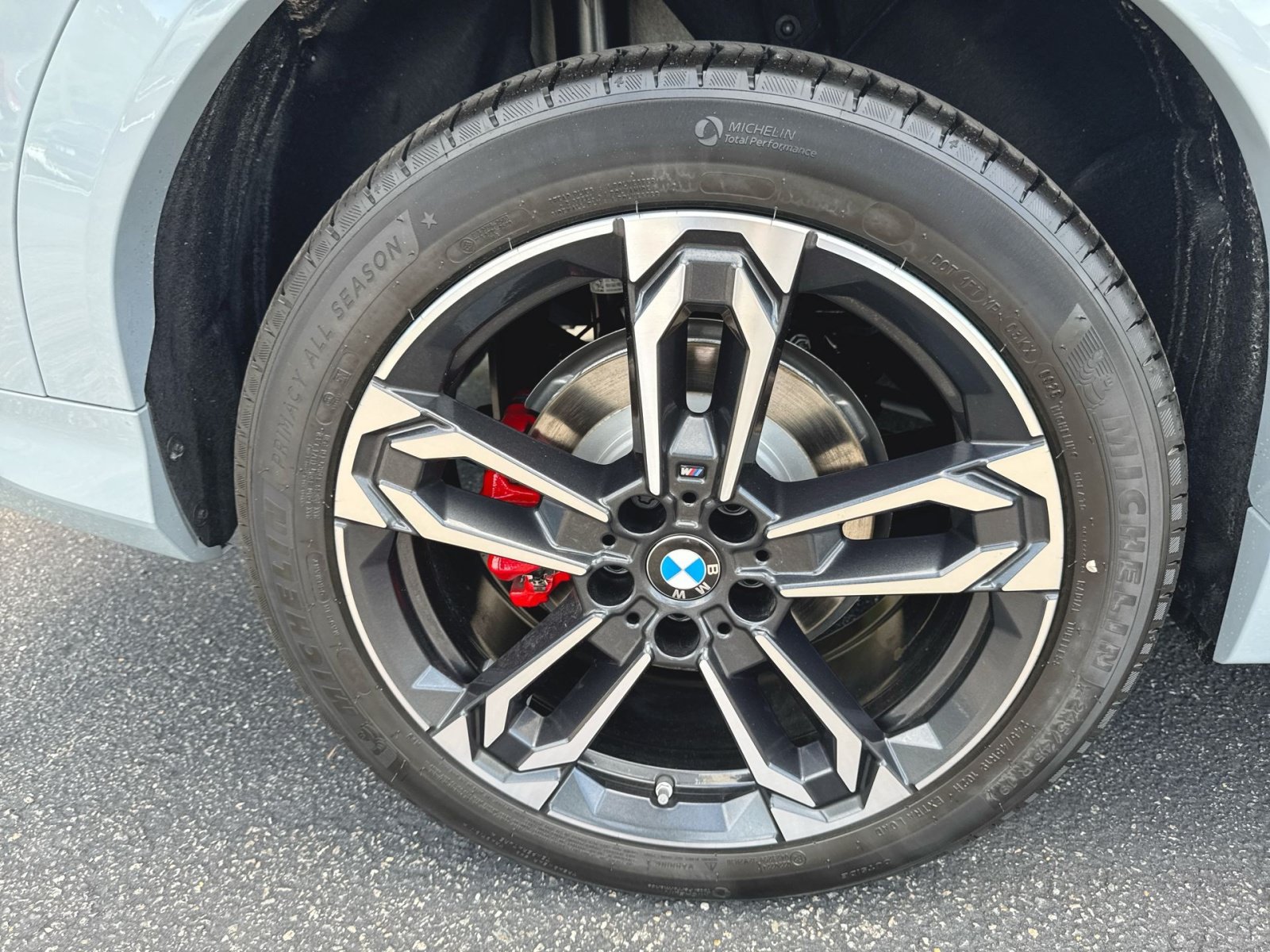 New 2026 BMW X2 xDrive28i w/ Technology Package AWD/4WD image 31