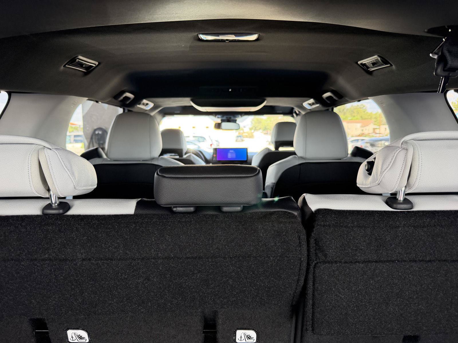 New 2026 Toyota Sienna XSE FWD image 16