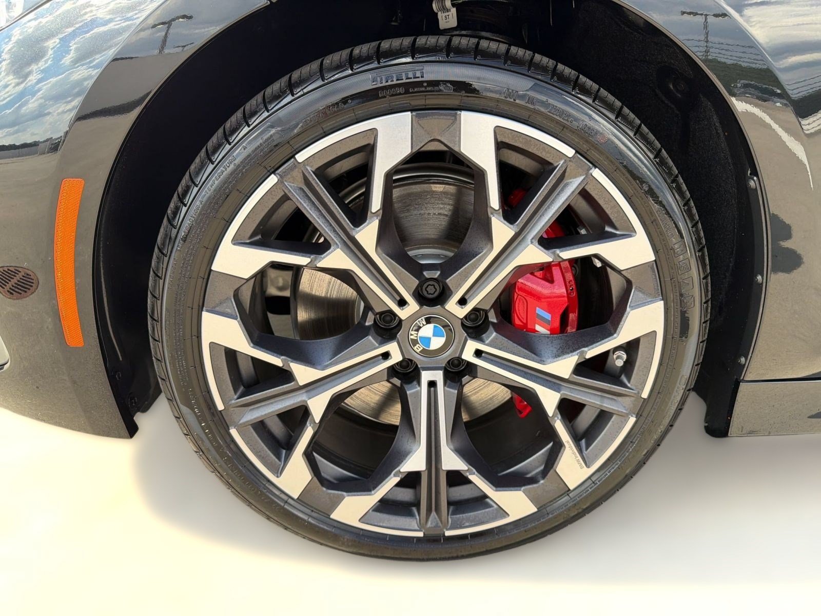 New 2026 BMW 330i Sedan w/ M Sport Package RWD image 12