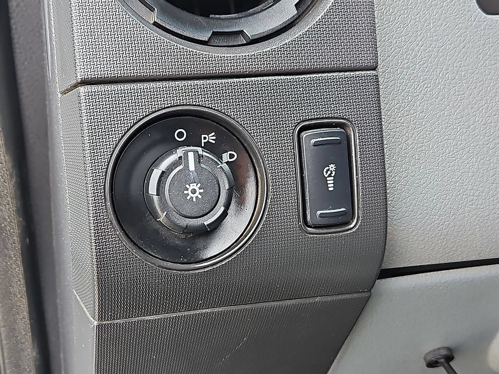 Used 2014 Ford F250 XL w/ Power Equipment Group AWD/4WD image 23