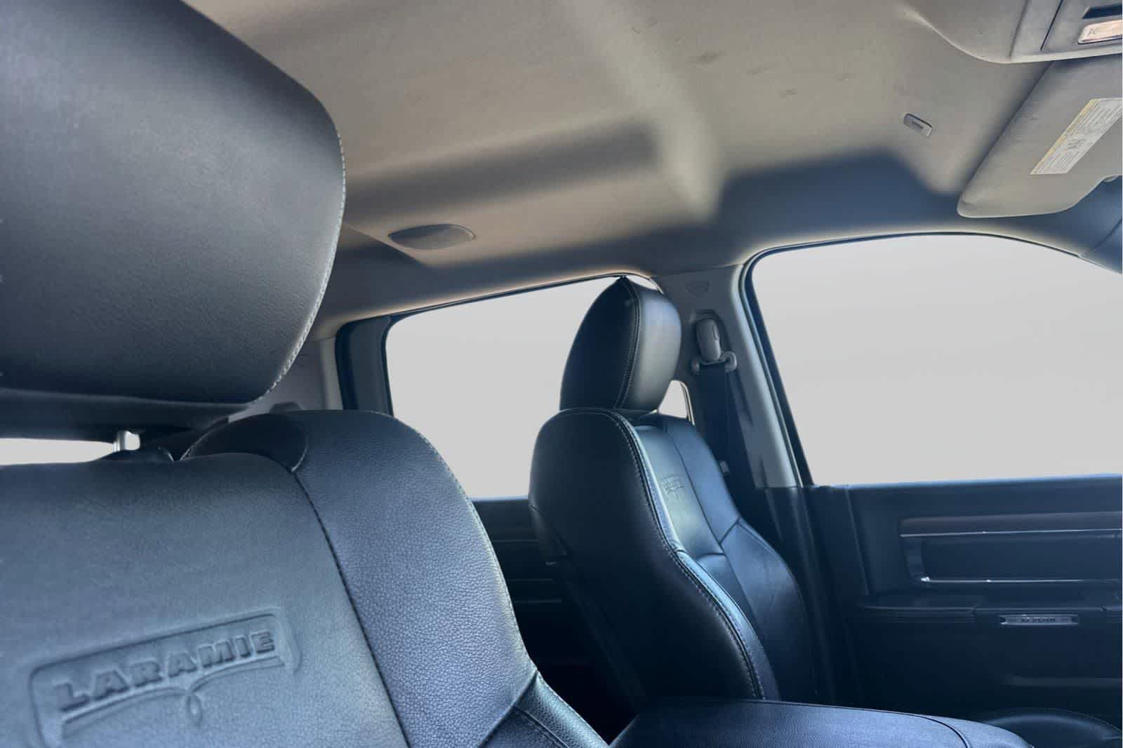 Used 2017 RAM 2500 Laramie w/ Sport Appearance Group AWD/4WD image 16
