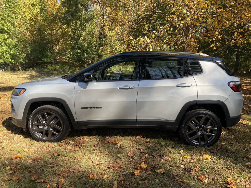 New 2026 Jeep Compass Limited w/ Sun, Sound & Navigation Group image 6