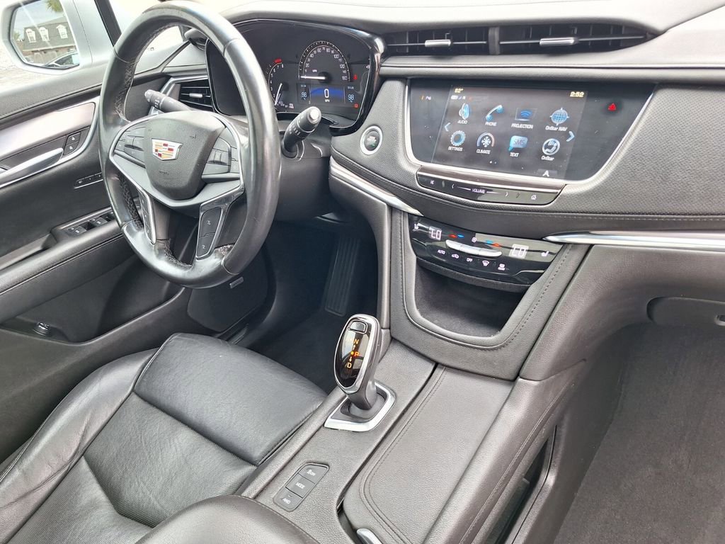 Used 2019 Cadillac XT5 Luxury image 23