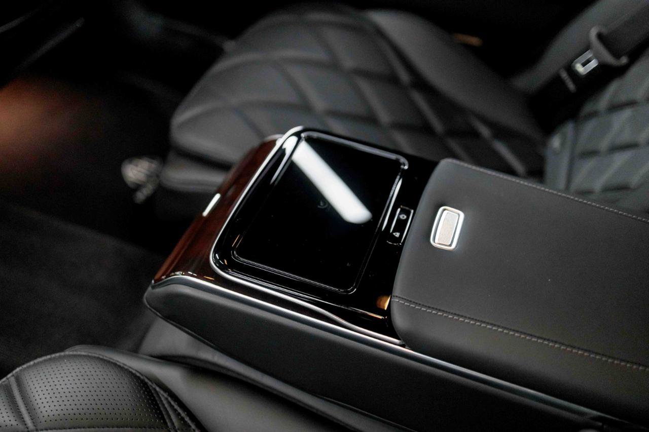 Used 2023 Mercedes-Benz Maybach S 580 4MATIC image 59
