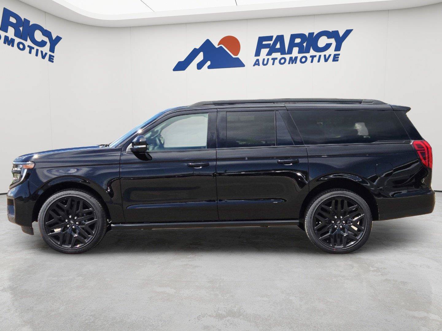 New 2026 Ford Expedition Max Platinum w/ Stealth Performance Package AWD/4WD image 8