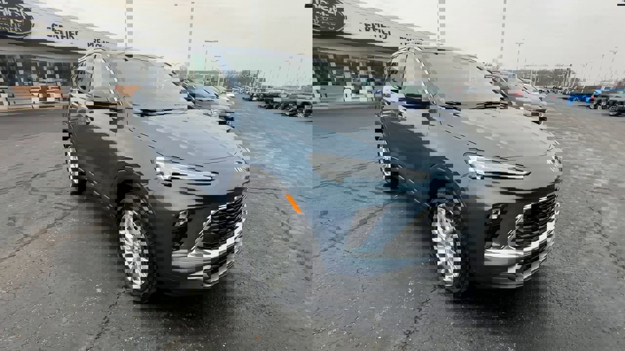 Certified 2024 Buick Encore GX Preferred image 2