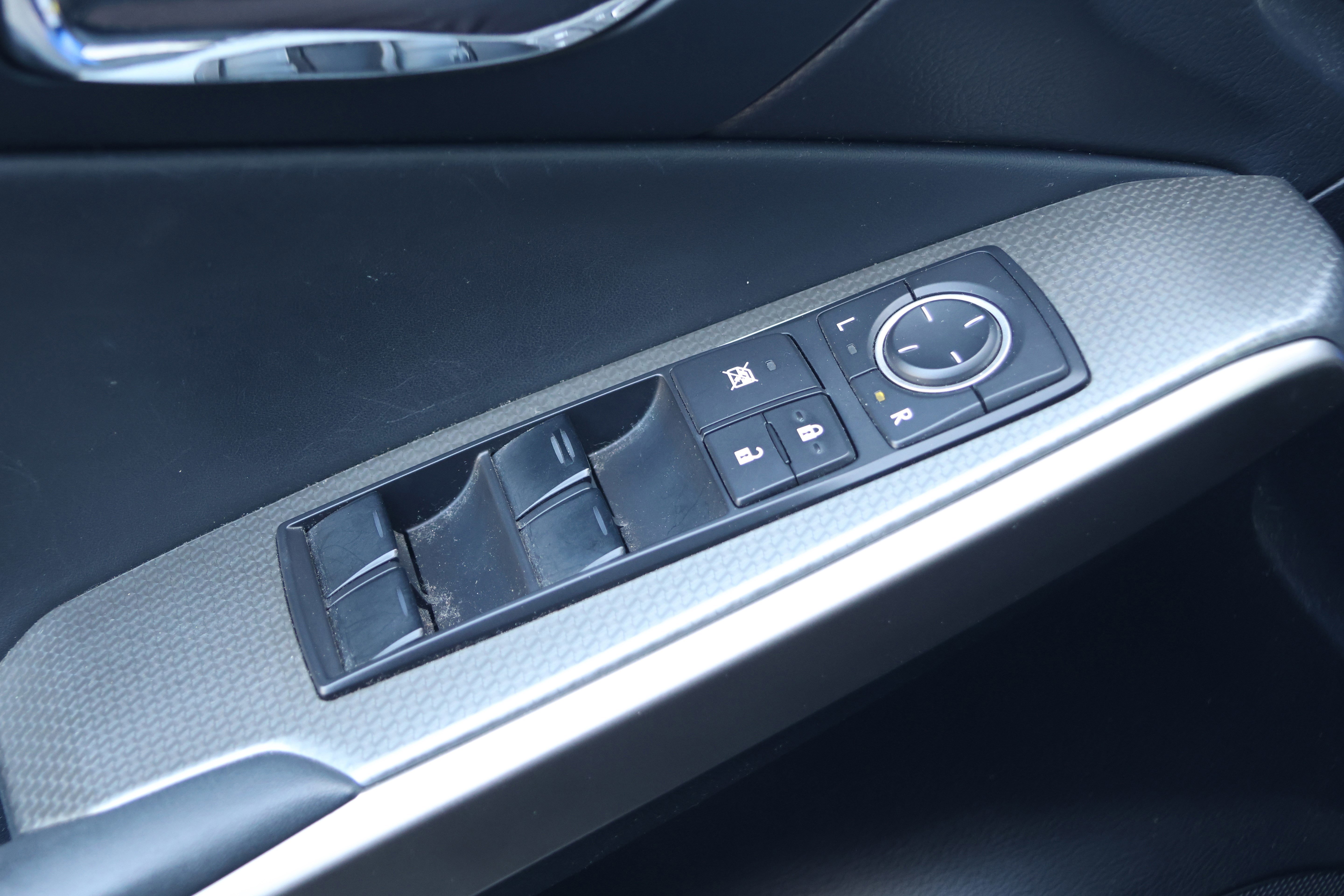 Used 2016 Lexus IS 350 w/ F Sport Package image 13