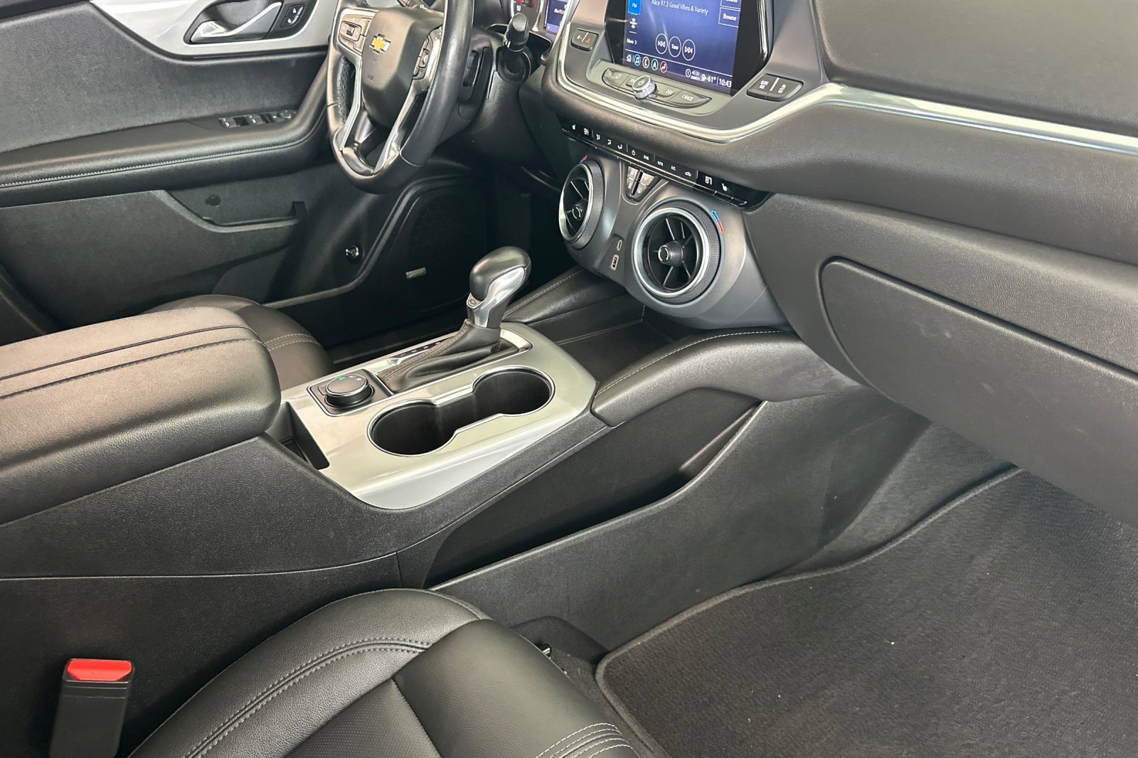 Used 2022 Chevrolet Blazer LT w/ Sound & Technology Package image 13