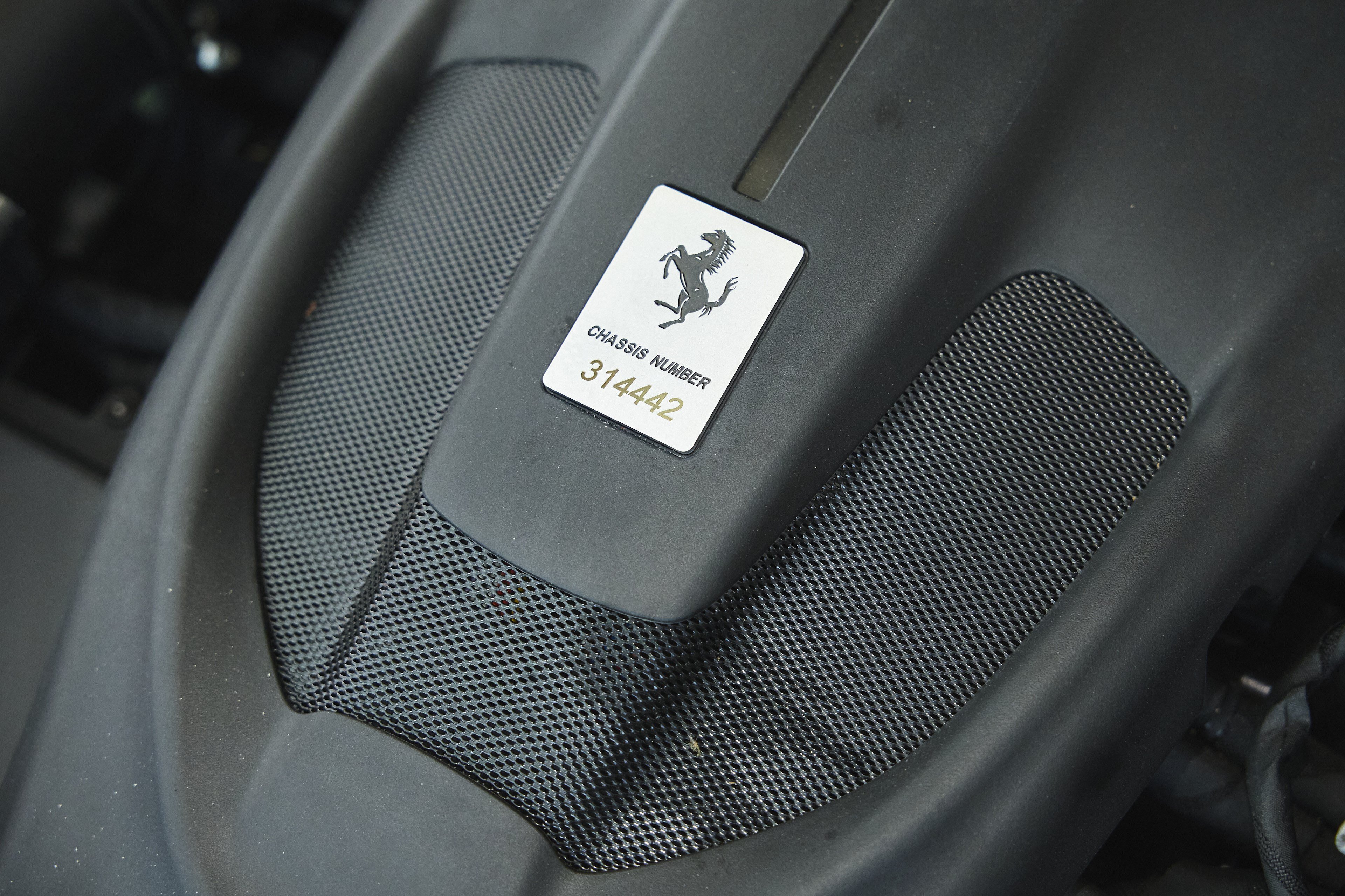 Used 2025 Ferrari Roma Spider RWD image 28
