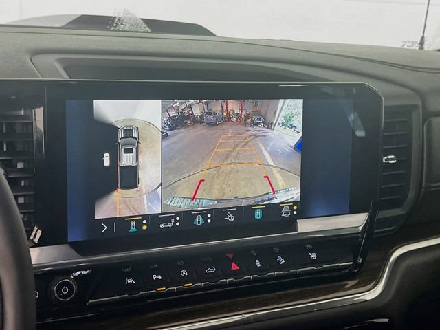 Used 2023 Chevrolet Silverado 1500 LT Trail Boss w/ LT Trail Boss Premium Package AWD/4WD image 14