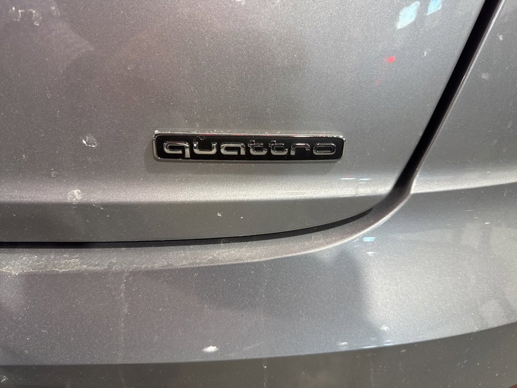 Used 2022 Audi Q8 Premium Plus image 24