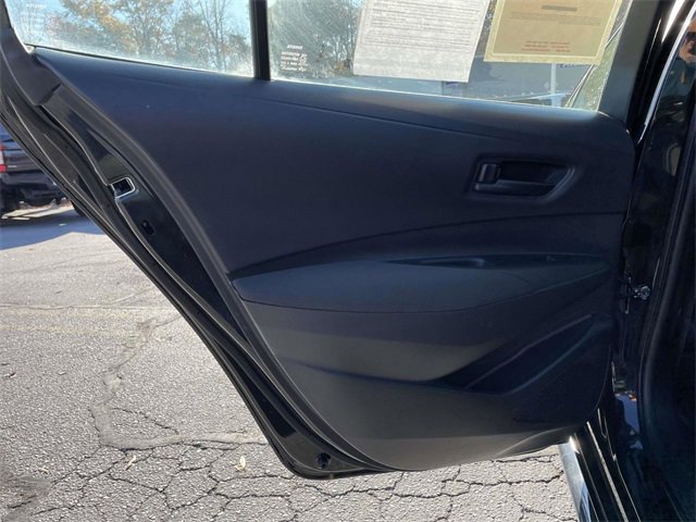Used 2022 Toyota Corolla LE image 15