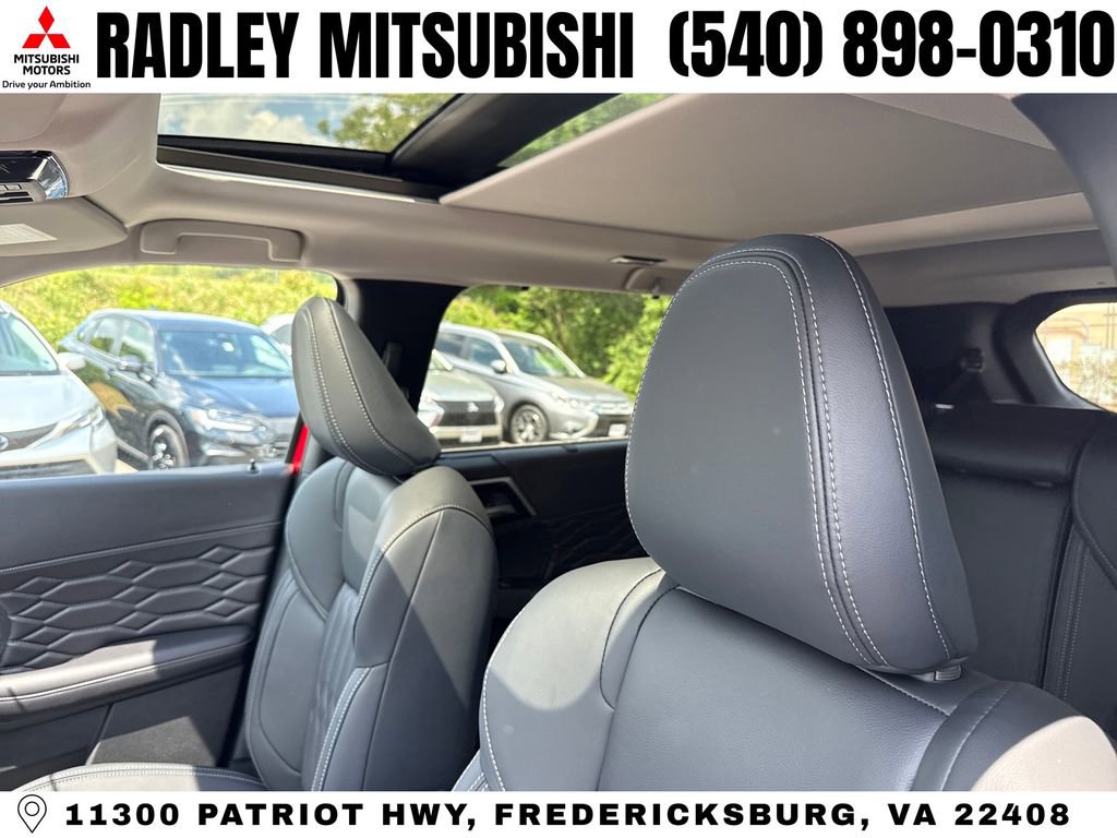 New 2026 Mitsubishi Outlander SEL AWD/4WD image 2