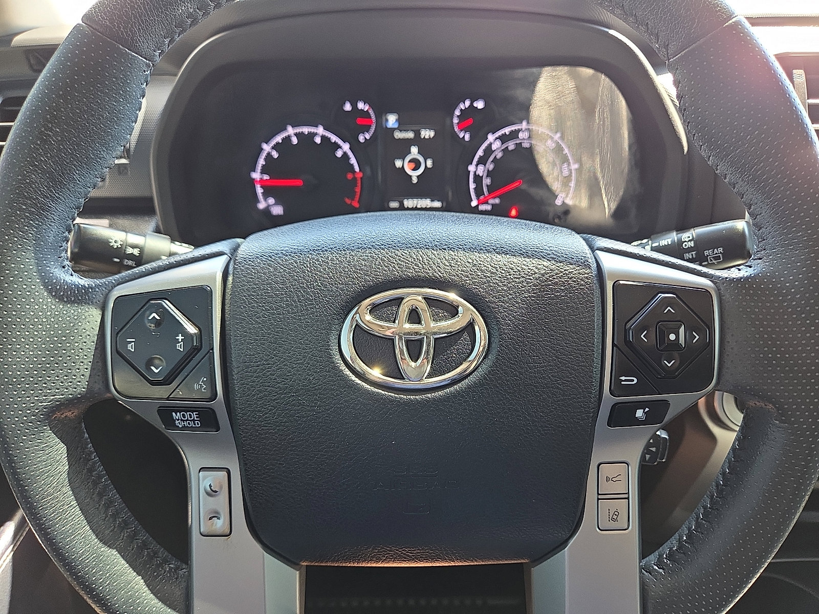 Used 2022 Toyota 4Runner SR5 Premium w/ Moonroof Package AWD/4WD image 24