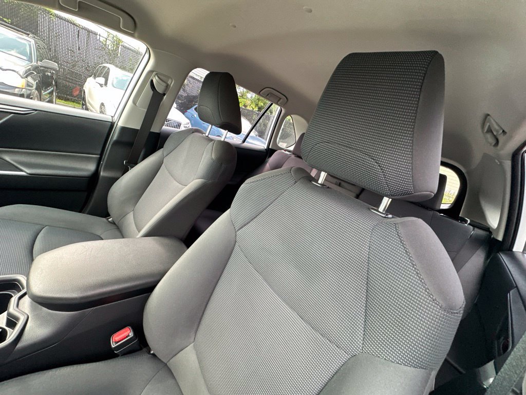 Used 2019 Toyota RAV4 LE w/ All Weather Liner Package AWD/4WD image 11