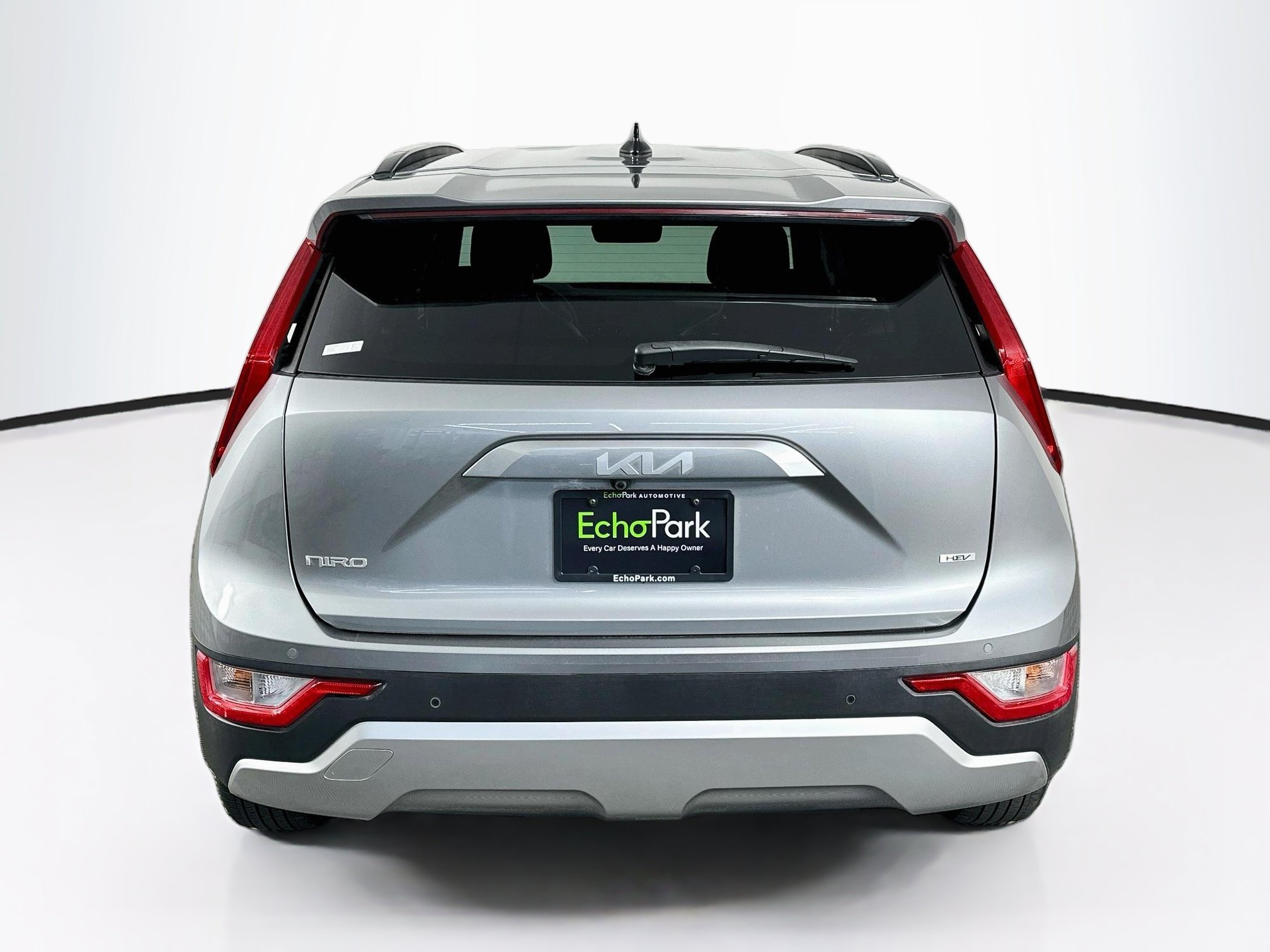 Used 2023 Kia Niro EX FWD image 7