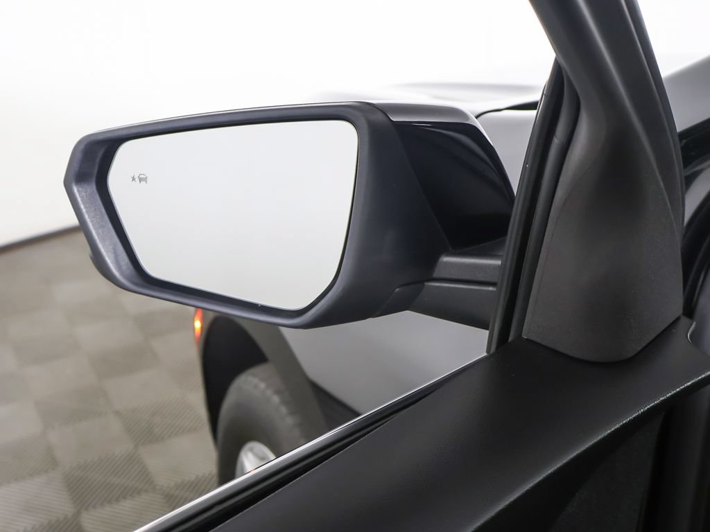 Used 2023 Chevrolet Equinox LT AWD/4WD image 30