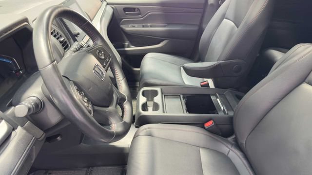 Used 2023 Honda Odyssey Sport image 23