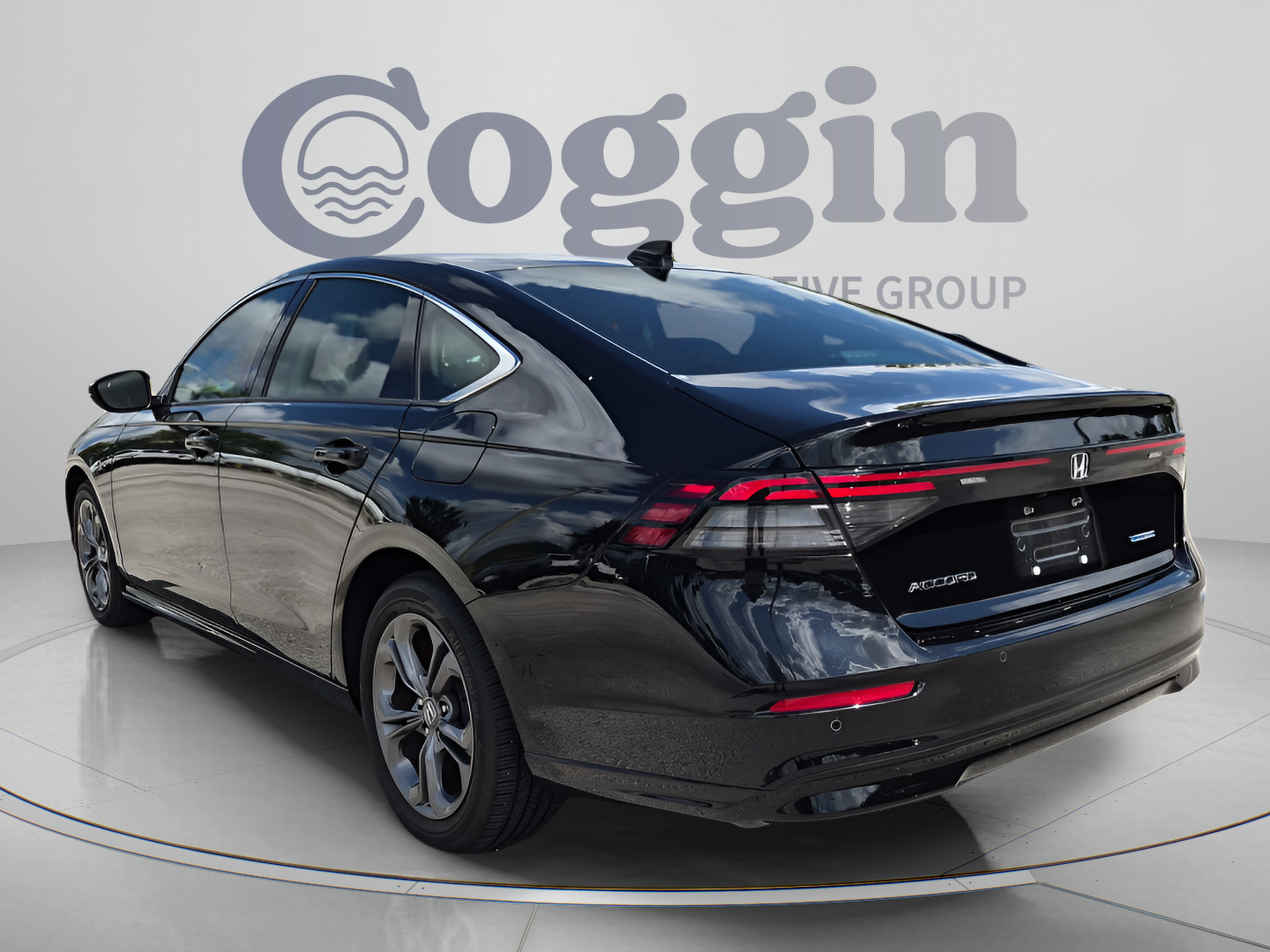 Certified 2023 Honda Accord EX-L image 4