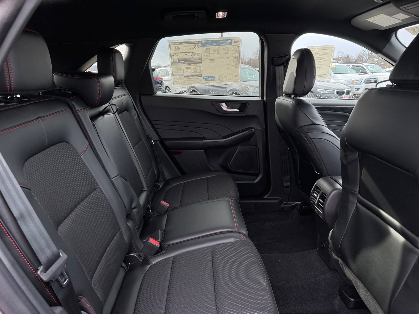 New 2026 Ford Escape ST-Line w/ Tech Pack #1 AWD/4WD image 28