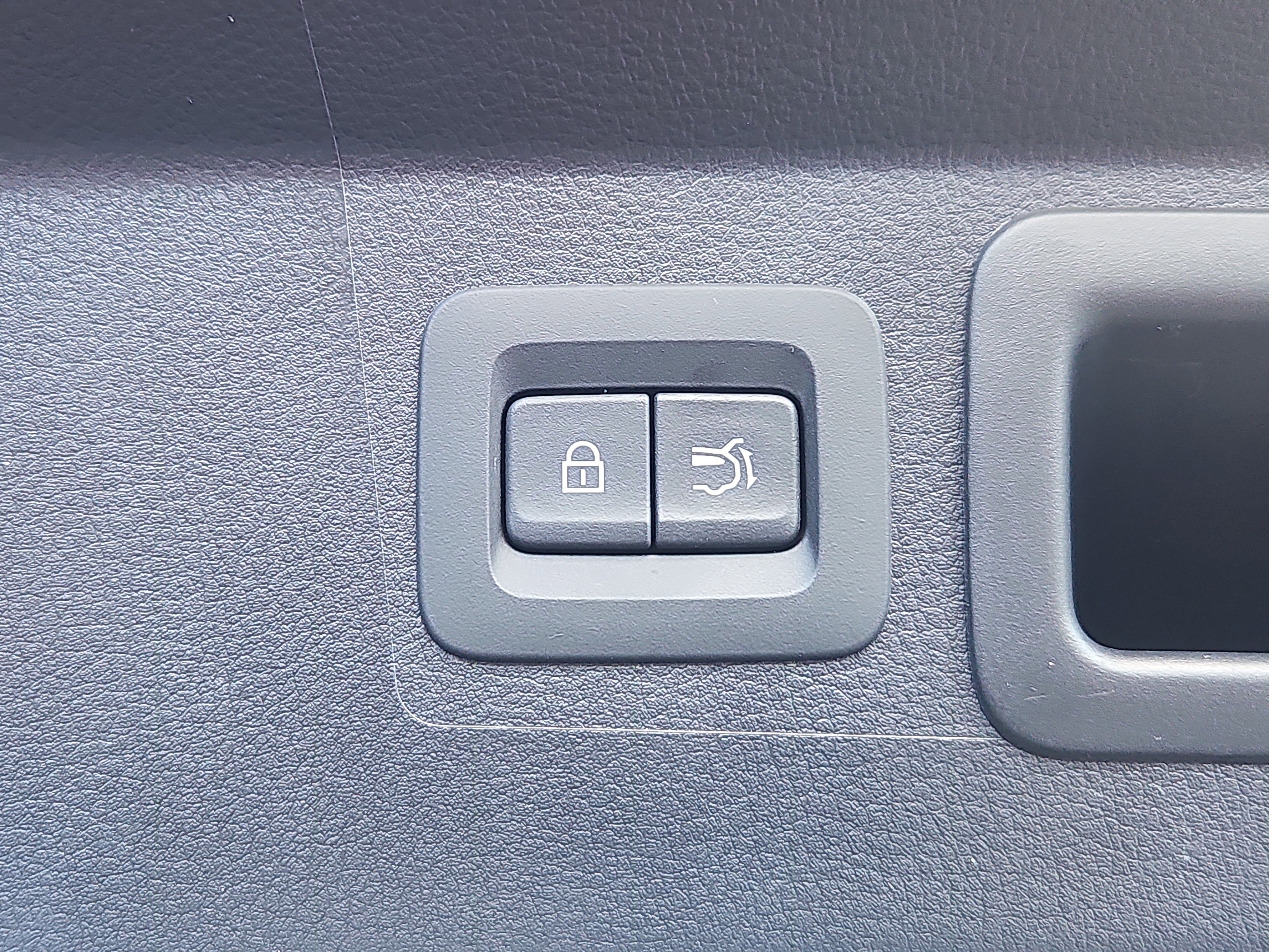 Certified 2025 MAZDA CX-50 AWD 2.5 S image 13